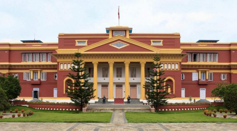 संबैधानिक अंगहरु राजनीतिक भर्तिकेन्द्र होइनन्